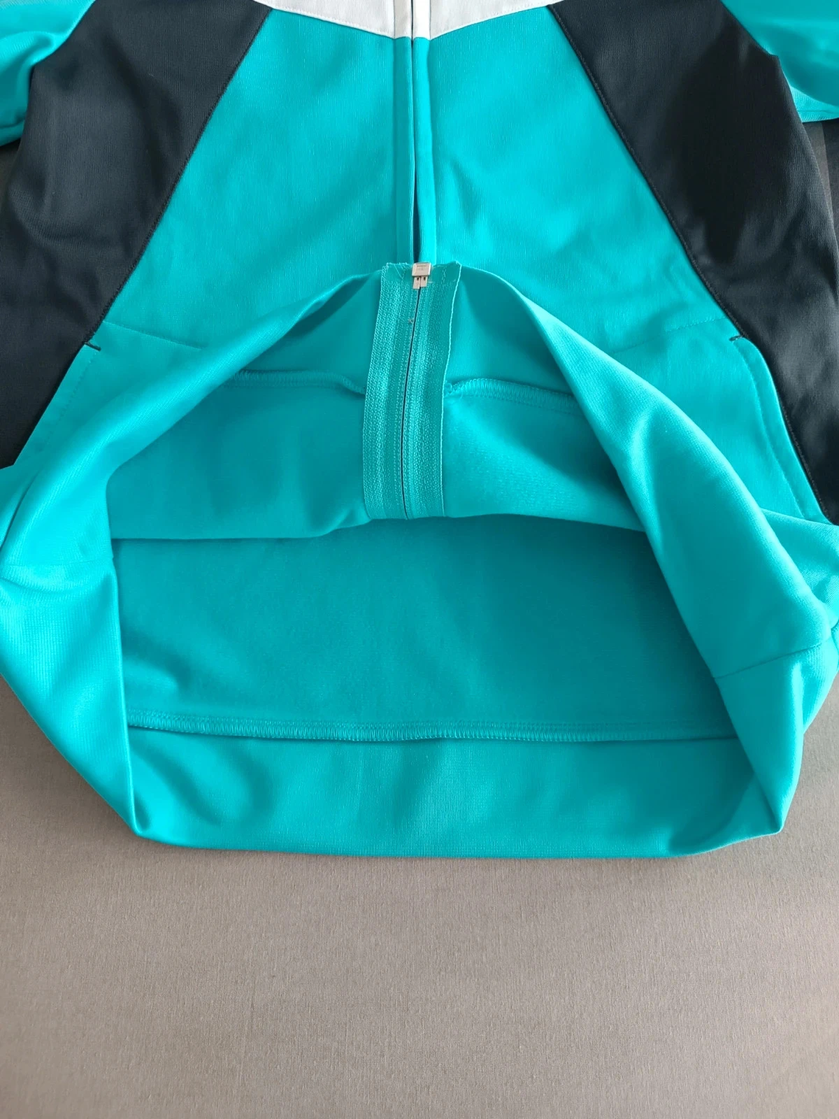 Casaco/manteau/abrigo/jas - cappotto com fecho azul turquesa da Domyos 12 anos – photo 6